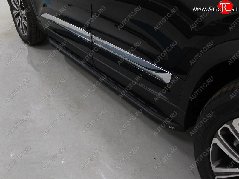 21 999 р. Пороги алюминиевые с пластиковой накладкой ТСС Тюнинг  Chery Tiggo 8  (T18) (2019-2025) рестайлинг (карбон черные)  с доставкой в г. Керчь
