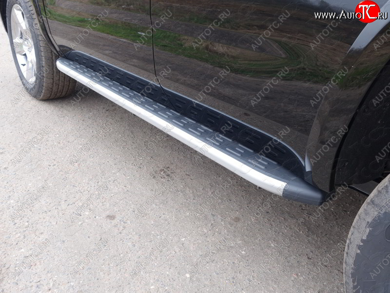 20 599 р. Пороги алюминиевые с пластиковой накладкой ТСС Тюнинг  Chevrolet Tahoe  K2UC (2014-2021) (серые)  с доставкой в г. Керчь