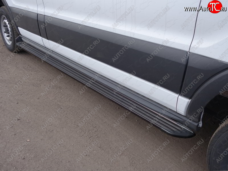 15 699 р. Порог левый алюминиевый Slim Line Black, ТСС Тюнинг  Ford Transit Connect (2013-2018) (Slim Line Black)  с доставкой в г. Керчь