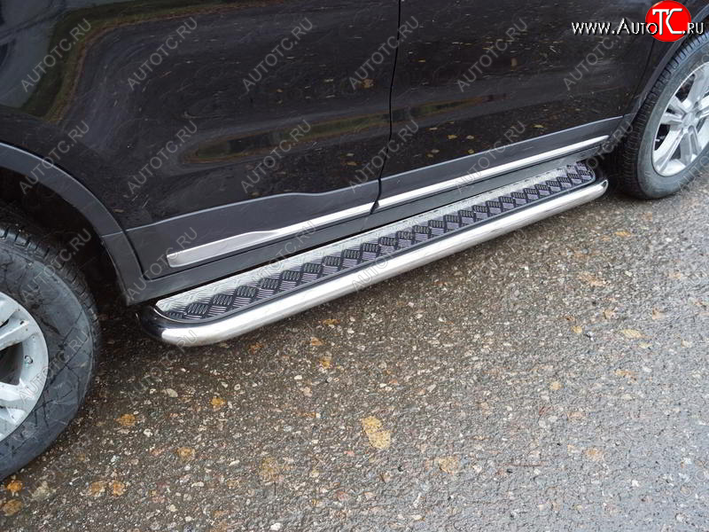 36 899 р. Пороги с площадкой (нержавейка 60,3 мм) ТСС Тюнинг Geely Atlas Pro NL3 (2019-2025) (лист алюминий)  с доставкой в г. Керчь