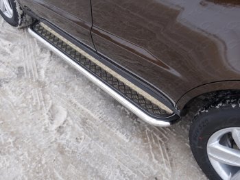 Пороги с площадкой 60,3 мм ТСС Тюнинг Geely Emgrand X7 (2011-2015) дорестайлинг (серые)