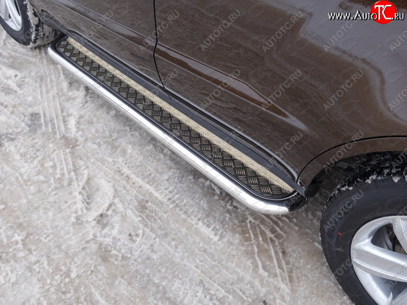 31 999 р. Пороги с площадкой 60,3 мм ТСС Тюнинг Geely Emgrand X7 дорестайлинг (2011-2015) (серые)  с доставкой в г. Керчь