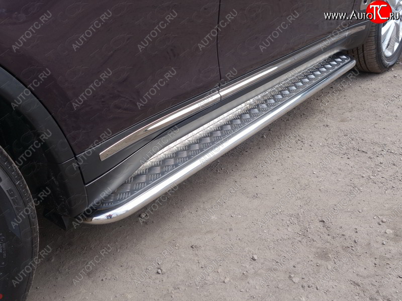 31 999 р. Пороги с площадкой 42,4 мм ТСС Тюнинг INFINITI QX70 S51 (2013-2020) (серые)  с доставкой в г. Керчь
