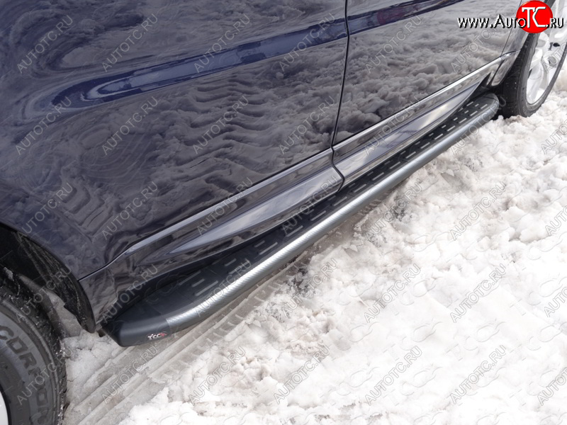 21 999 р. Пороги алюминиевые с пластиковой накладкой ТСС Тюнинг  Land Rover Range Rover Sport  2 L494 (2013-2017) дорестайлинг (карбон серые)  с доставкой в г. Керчь