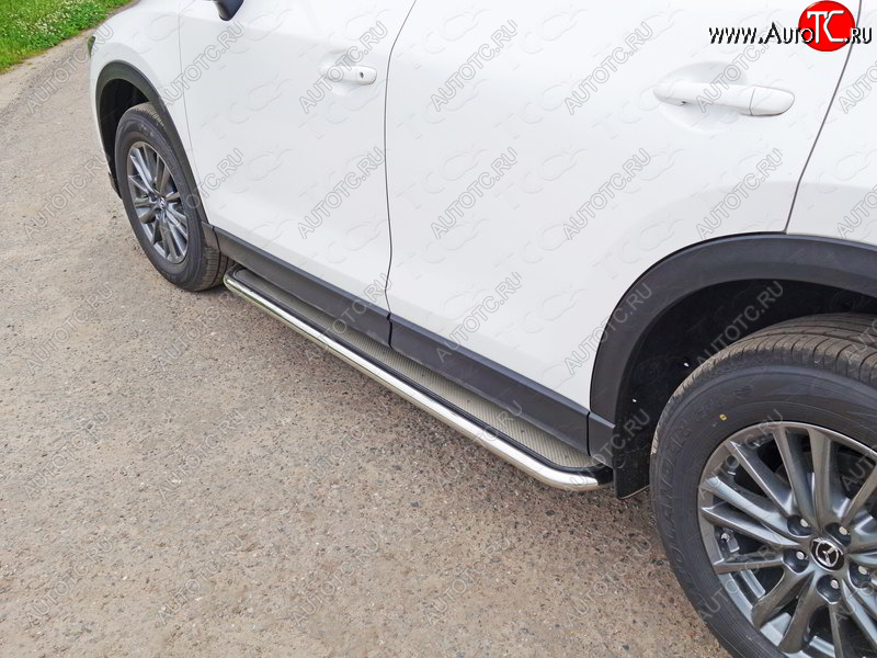 38 999 р. Пороги с площадкой 42,4 мм ТСС Тюнинг Mazda CX-5 KF (2016-2025) (нержавейка)  с доставкой в г. Керчь