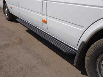 Порог алюминиевый Slim Line ТСС Тюнинг Mercedes-Benz Sprinter  W906 (2014-2018) рестайлинг (черный)
