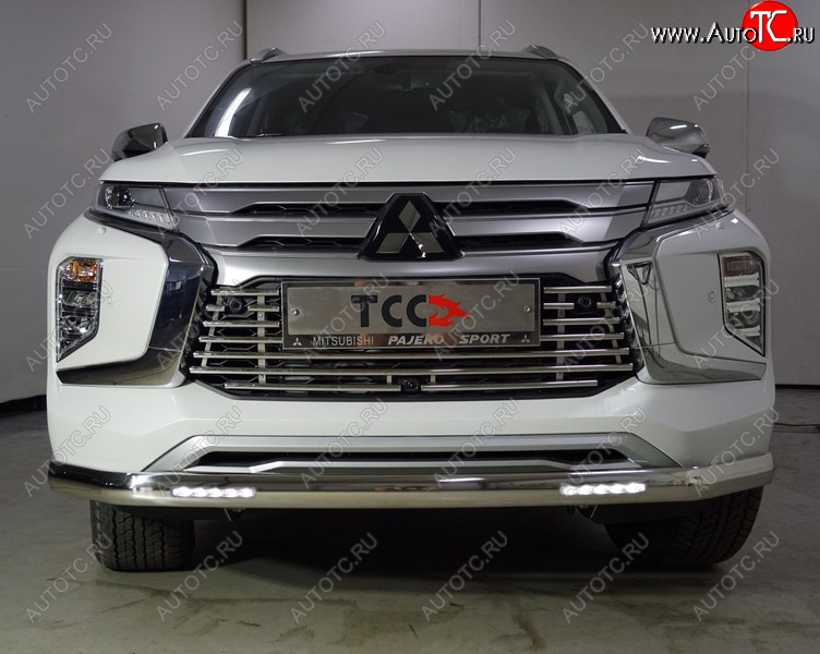 43 499 р. Защита передняя нижняя овальная с ДХО 75х42 мм ТСС Тюнинг Mitsubishi Pajero Sport QF рестайлинг (2019-2022) (нержавейка)  с доставкой в г. Керчь
