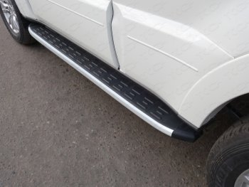 Пороги алюминиевые с пластиковой накладкой ТСС Тюнинг Mitsubishi Pajero  4 V80 (2011-2014) 3 дв. 1-ый рестайлинг (серые)