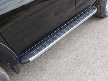 Пороги алюминиевые с пластиковой накладкой ТСС Тюнинг Mitsubishi L200  5 KK,KL (2018-2022) рестайлинг (серые)