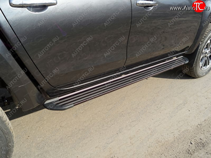 21 999 р. Пороги алюминиевые Slim Line ТСС Тюнинг  Mitsubishi L200  5 KK,KL (2018-2022) рестайлинг (Black)  с доставкой в г. Керчь