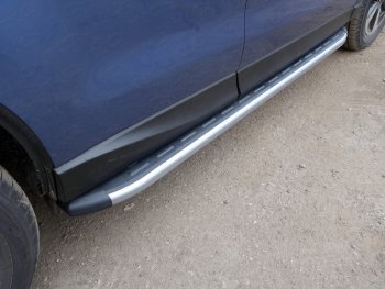 Пороги алюминиевые с пластиковой накладкой ТСС Тюнинг Subaru Forester  SJ (2016-2019) рестайлинг (карбон серебро)