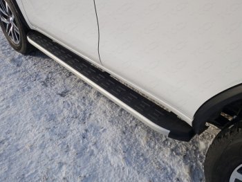 Пороги алюминиевые с пластиковой накладкой ТСС Тюнинг Toyota Fortuner  AN160 (2015-2020) дорестайлинг (серые)