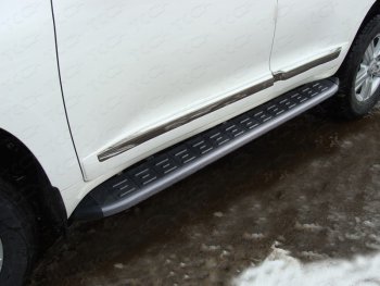 Пороги алюминиевые с пластиковой накладкой ТСС Тюнинг Toyota Land Cruiser  200 (2015-2021) 2-ой рестайлинг