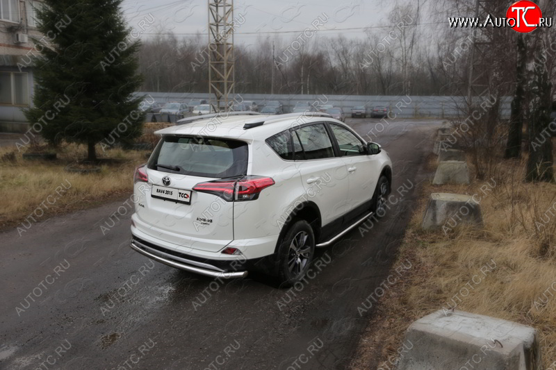18 999 р. Защита задняя (центральная нержавейка 60,3 мм) ТСС Тюнинг Toyota RAV4 XA40 5 дв. рестайлинг (2015-2019)  с доставкой в г. Керчь