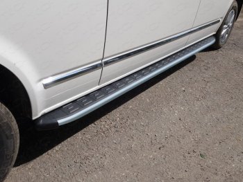 Пороги алюминиевые с пластиковой накладкой ТСС Тюнинг Volkswagen Caravelle  T6 (2015-2019) дорестайлинг (карбон серые)
