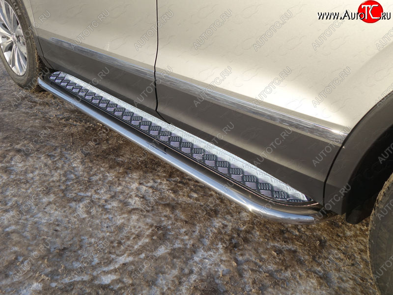37 649 р. Пороги с площадкой 75х42 мм ТСС Тюнинг Volkswagen Tiguan Mk2 дорестайлинг (2016-2020) (серые)  с доставкой в г. Керчь