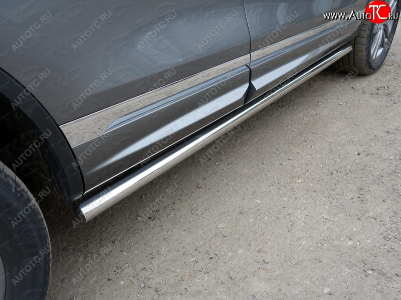 23 549 р. Защита порогов труба d60,3 мм ТСС Тюнинг Volkswagen Touareg NF рестайлинг (2014-2018) (серые)  с доставкой в г. Керчь