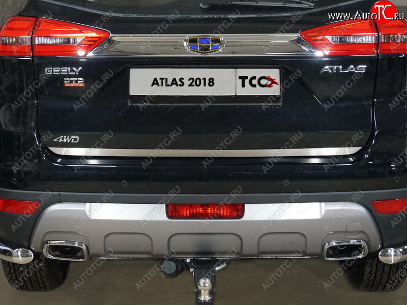 2 199 р. Накладка на заднюю дверь, ТСС Тюнинг  Geely Atlas  NL3 (2016-2022) (Лист шлифованный)  с доставкой в г. Керчь