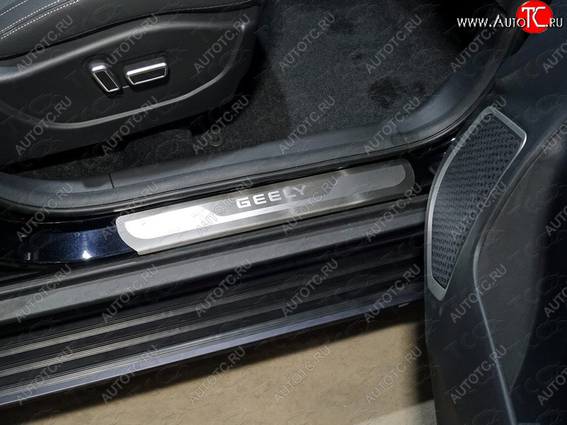 4 999 р. Накладки на пороги, ТСС Тюнинг  Geely Emgrand X7 (2019-2021) 2-ой рестайлинг (лист шлифованный надпись Geely)  с доставкой в г. Керчь