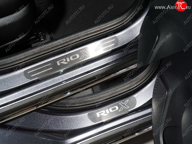 3 099 р. Накладки на пороги, ТСС Тюнинг  KIA Rio  X (2020-2025) рестайлинг (лист шлифованный надпись RIO )  с доставкой в г. Керчь