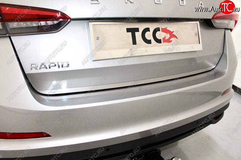 1 199 р. Накладка на заднюю дверь, ТСС Тюнинг  Skoda Rapid  MK2 (2019-2025) (Лист шлифованный)  с доставкой в г. Керчь