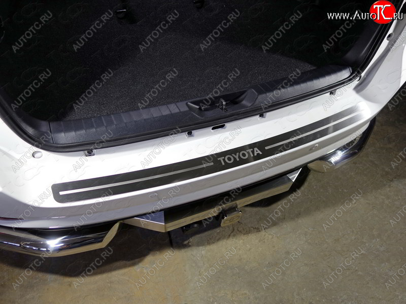3 999 р. Накладка на задний бампер, ТСС Тюнинг  Toyota Fortuner  AN160 (2015-2020) дорестайлинг (лист шлифованный надпись Toyota)  с доставкой в г. Керчь
