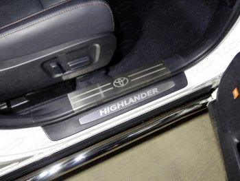  Накладки на пластиковые пороги, ТСС Тюнинг Toyota Highlander  XU50 (2016-2020) рестайлинг (лист шлифованный логотип Toyota)