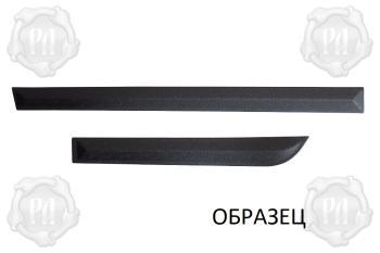 Молдинг на двери передний правый узкий Русская Артель Nissan Navara  2 D40 (2004-2010) дорестайлинг (шагрень)