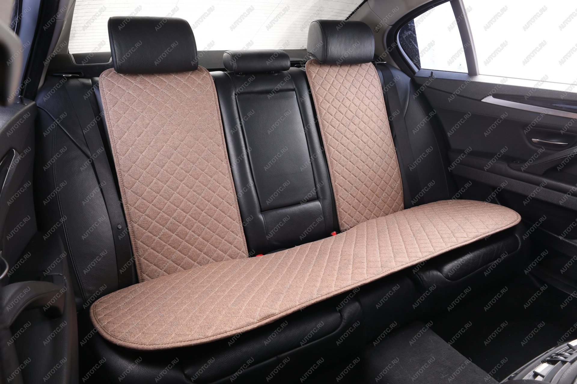 4 289 р. Накидка на сиденье (на весь салон Tour Flax Plus лён) Автопилот (коричневый) с доставкой в г. Керчь Увеличить фотографию 1 4 289 р. Накидка на сиденье (на весь салон Tour Flax Plus лён) Автопилот (коричневый) с доставкой в г. Керчь