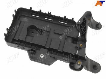 1 169 р. Площадка под АКБ Audi A3 03-13  Q3 11-14  Skoda Octavia 04-13  Volkswagen Jetta 05-10  Passat 10 SAT ST-1K0915333B  с доставкой в г. Керчь. Увеличить фотографию 1
