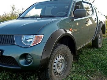 9 849 р. Расширители колесных арок Mitsubishi L200 2007-2010 глянец (под покраску) Русская Артель rml-005300  с доставкой в г. Керчь. Увеличить фотографию 1