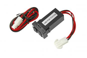 1 269 р. Розетка USB 3,1A для Toyota 32x22 РИФ rif22-4-1012800  с доставкой в г. Керчь. Увеличить фотографию 2