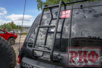 6 539 р. Лестница РИФ для Toyota Land Cruiser 105  rif105-60000  с доставкой в г. Керчь. Увеличить фотографию 16