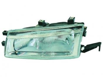 Правая фара (под корректор) BodyParts Honda Accord  4 CB (1991-1994) седан рестайлинг