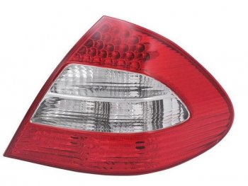 W211 ФОНАРЬ ЗАДН ВНЕШН ПРАВ (СЕДАН) (AVANTGARD) ДИОД СТОП СИГНАЛ (EAGLE EYES) EAGLE EYES md21106-741-r