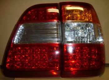 LANDCRUISER ФОНАРЬ ЗАДН ВНЕШН+ВНУТР Л+П (КОМПЛЕКТ) ТЮНИНГ С ДИОД (DLAA) (Китай) ВНУТРИ КРАСН ХРОМ DLAA tylan98-761h-n