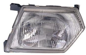 Левая фара (без корректора) BodyParts Nissan Patrol  5 (1997-2001) Y61 дорестайлинг