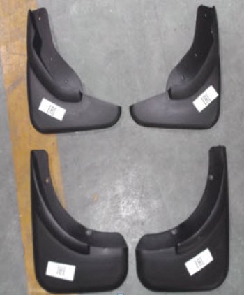 PASSAT БРЫЗГОВИК ПЕРЕДН КРЫЛА Л+П (КОМПЛЕКТ) + ЗАДН (4 шт) (Китай) BODYPARTS vwpas05-310-n