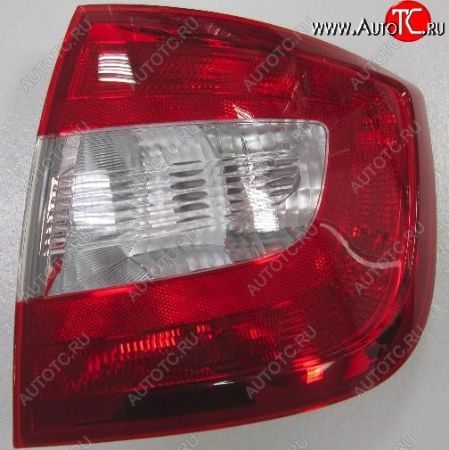 8 199 р. Правый фонарь DEPO Skoda Rapid NH3 дорестайлинг лифтбэк (2012-2017)  с доставкой в г. Керчь