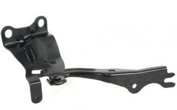 Левая петля капота BodyParts Mazda 3/Axela BL дорестайлинг седан (2009-2011) (неокрашенная)