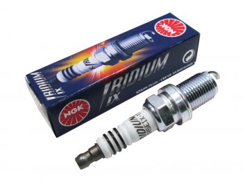 Свеча зажигания HYUNDAIKIALADA 21101112GRANTAKALINAHONDANISSANTOYOTA 1ZZFE,1NZFXE,3RZFE NGK BKR5EIX-11