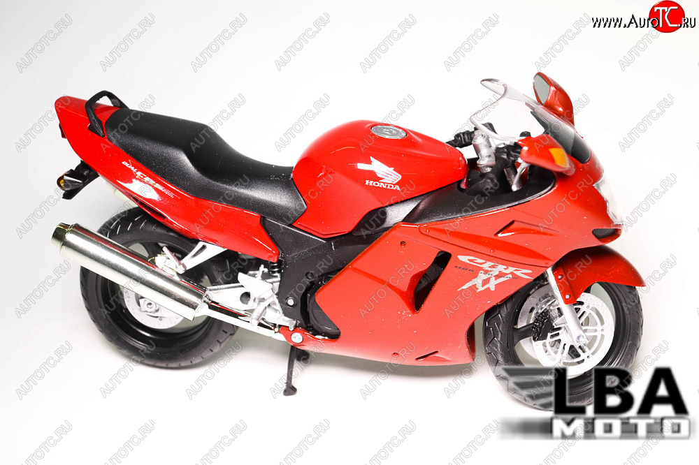 1 599 р. Модель мотоцикла Honda CBR1100xx Красного цвета масштаб 1 12  пм-00000847  с доставкой в г. Керчь