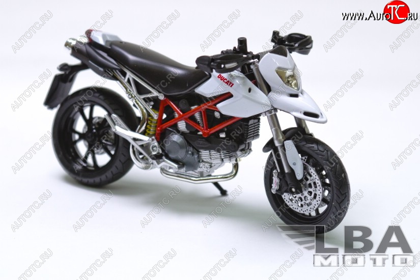1 599 р. Модель мотоцикла Ducati Hypermotard 10 Белого цвета масштаб 112  пм-00000858  с доставкой в г. Керчь
