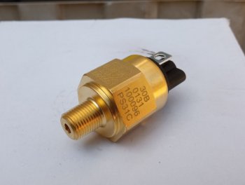 2 999 р. Датчик давления масла ДВС 30B0131 LIUGONG 30b0131  с доставкой в г. Керчь. Увеличить фотографию 2