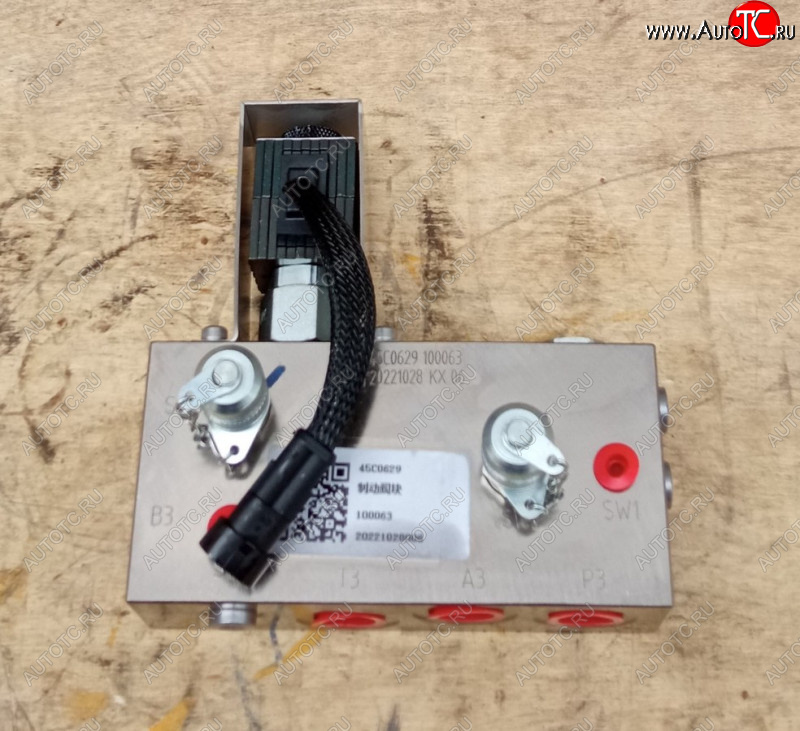 49 679 р. Клапан 45C0629 (!!!УЦЕНКА: возможен нетоварный вид!!!) LIUGONG 45c0629  с доставкой в г. Керчь