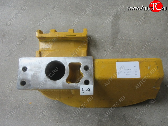11 719 р. Опора направляющего колеса SD16 (кронштейн, суппорт) левая SHANTUI 16y-40-03100  с доставкой в г. Керчь