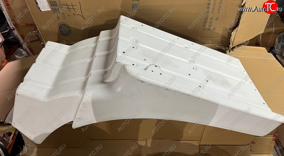 11 139 р. Брызговик кабины задний левый T5G Howo 810W61210-0673 SITRAK 810w61210-0673  с доставкой в г. Керчь
