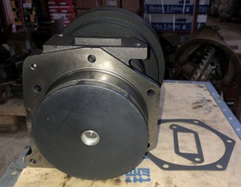 9 659 р. Насос водяной HOWO E3 VG1500060051 VALMO VALMO vg1500060051  с доставкой в г. Керчь. Увеличить фотографию 5