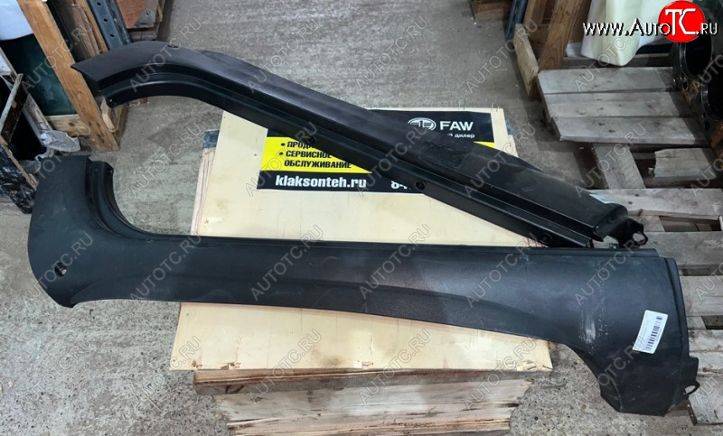 1 379 р. Обтекатель стойки лобового стекла (R,наружный) SHAANXI, X3000 DZ14251970020 SHACMAN dz14251970020  с доставкой в г. Керчь
