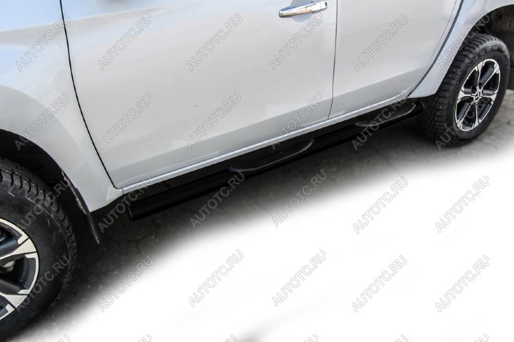 22 799 р. Защита порогов d76 с проступями Slitkoff Mitsubishi L200 5 KK,KL рестайлинг (2018-2022) (нержавейка с полимерным покрытием в цвет черный)  с доставкой в г. Керчь